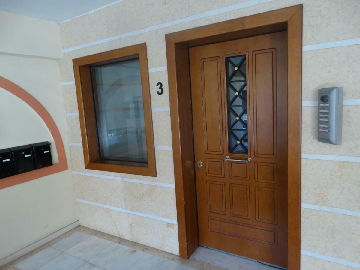 Bonni Greece -Athens Shelter Close To Acropolis Atenas Exterior foto